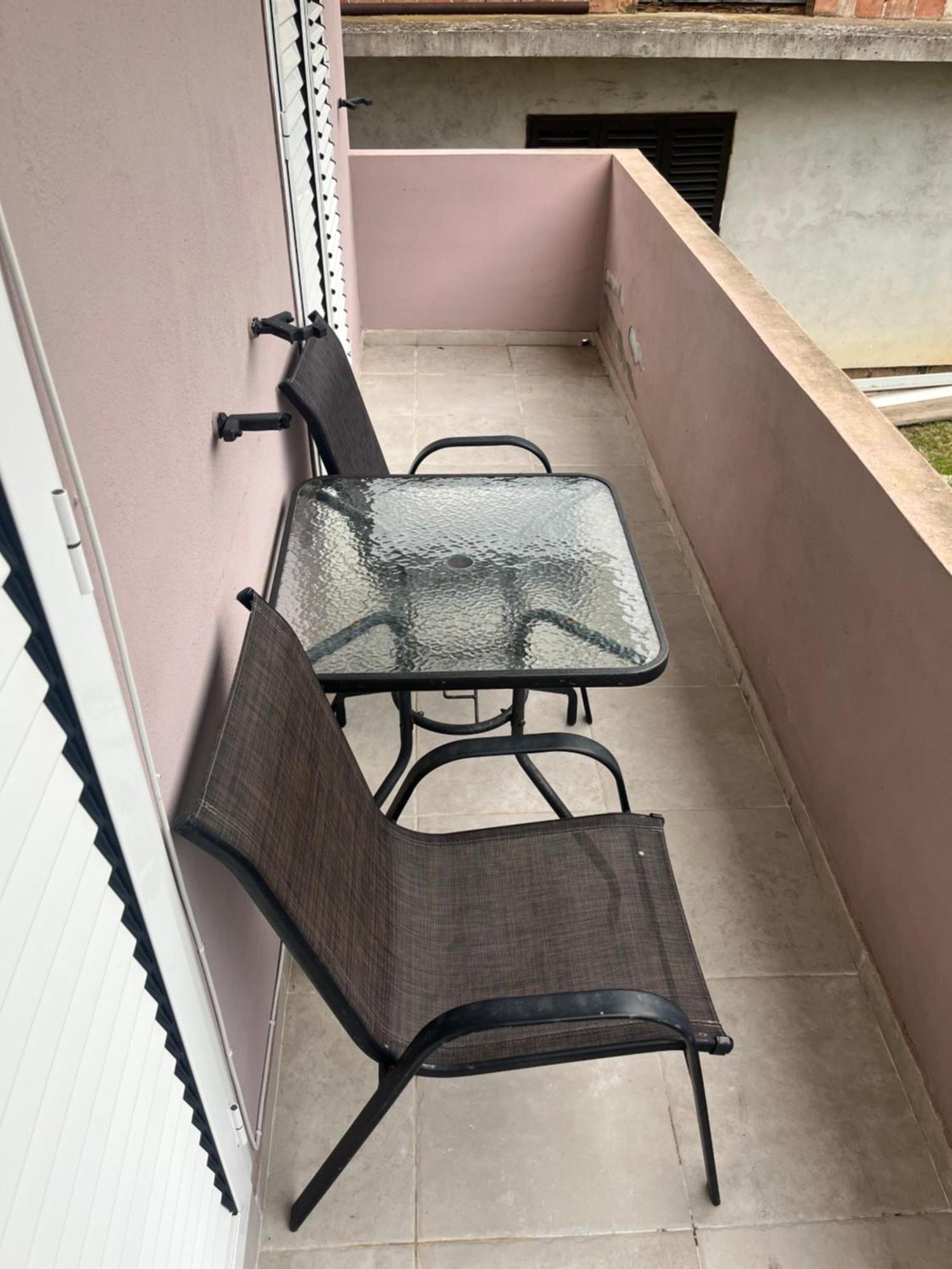 Apartman Iskra Apartment Bijela Bagian luar foto